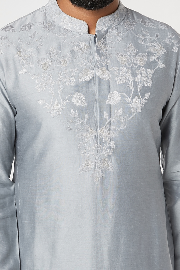 Grey Thread Embroidered Kurta by Dev R Nil Men at Pernia's Pop Up Shop