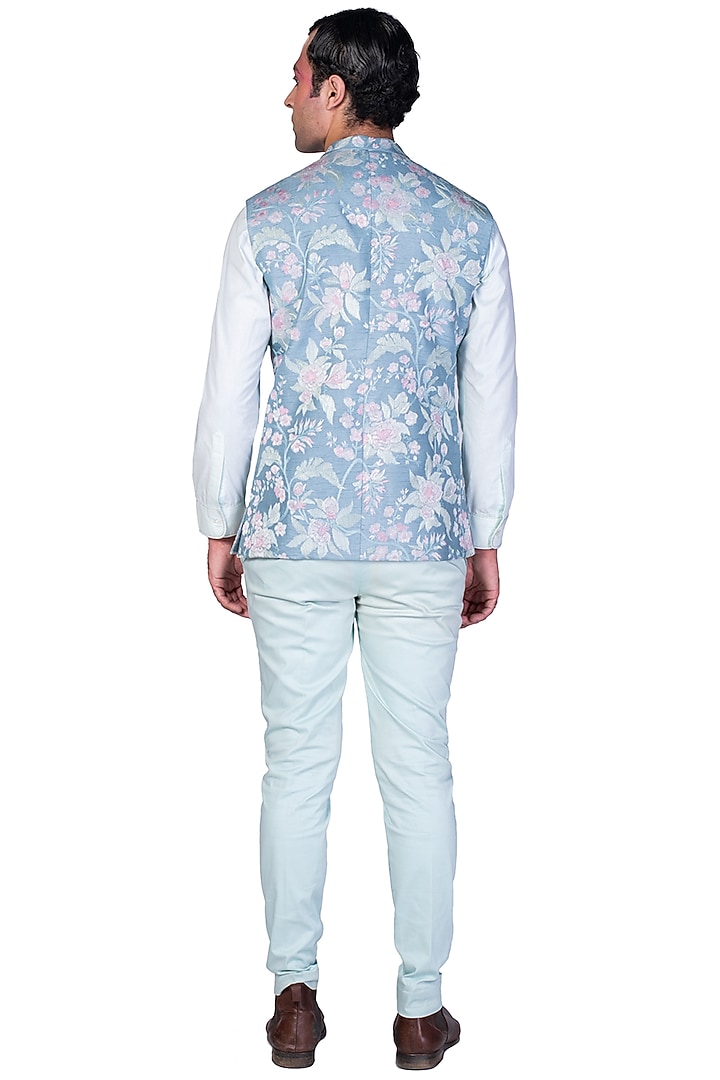 Grey Silk Thread Work Bundi Jacket Set by Dev R Nil Men at Pernia's Pop Up Shop
