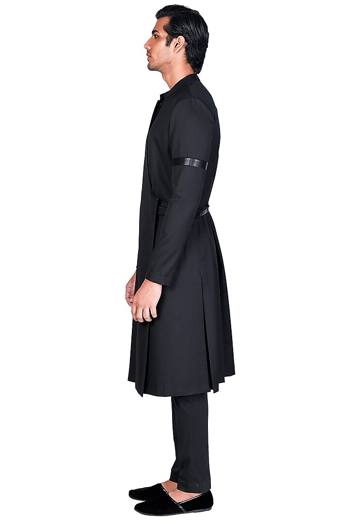 Black Angrakha Kurta Set by Dev R Nil Men at Pernia's Pop Up Shop