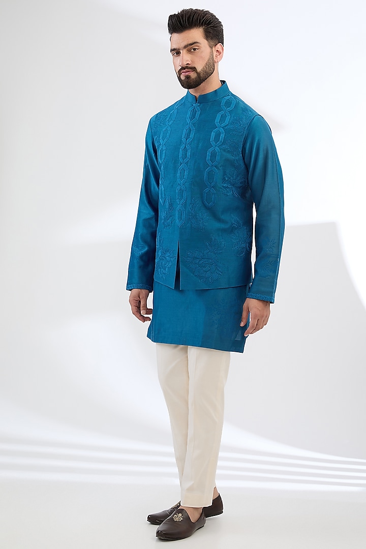 Blue Tussar Linen Thread Embroidered Bundi Jacket Set by Devnaagri Men