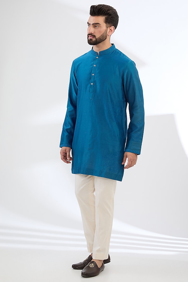 Blue Tussar Linen Thread Embroidered Bundi Jacket Set by Devnaagri Men at Pernia's Pop Up Shop