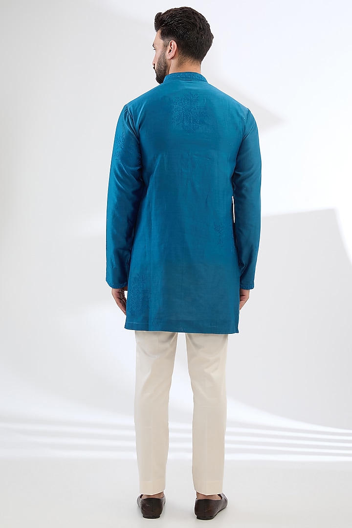Blue Tussar Linen Thread Embroidered Bundi Jacket Set by Devnaagri Men at Pernia's Pop Up Shop