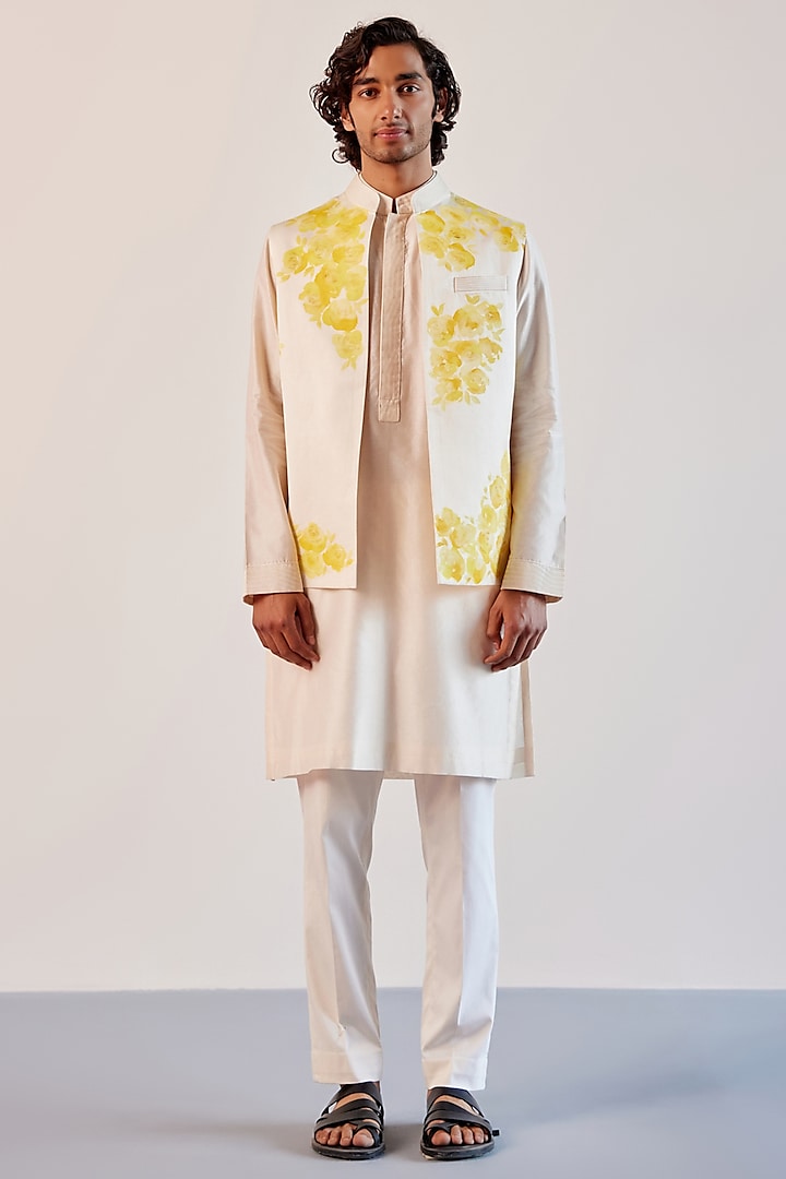 Ivory Tussar Linen Hand Painted Bundi Jacket Set by Devnaagri Men