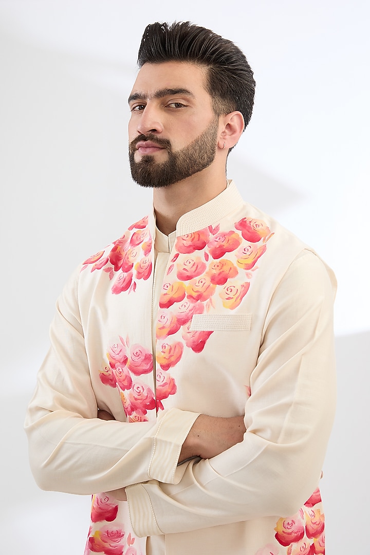 Ivory & Red Tussar Linen Hand Painted Bundi Jacket Set by Devnaagri Men at Pernia's Pop Up Shop