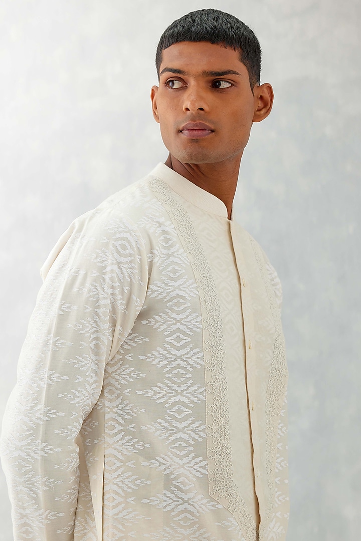 Ivory Silk Chanderi Embroidered Kurta Set] by Devnaagri Men at Pernia's Pop Up Shop