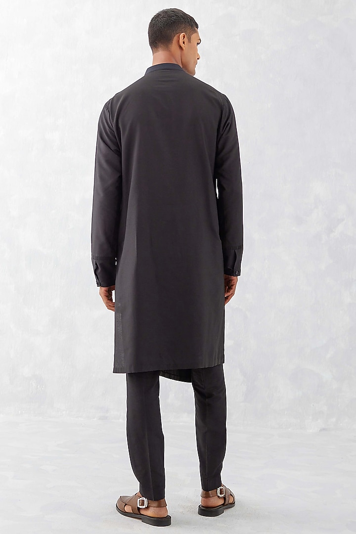Black Cotton Silk Blend Kurta Set by Devnaagri Men at Pernia's Pop Up Shop