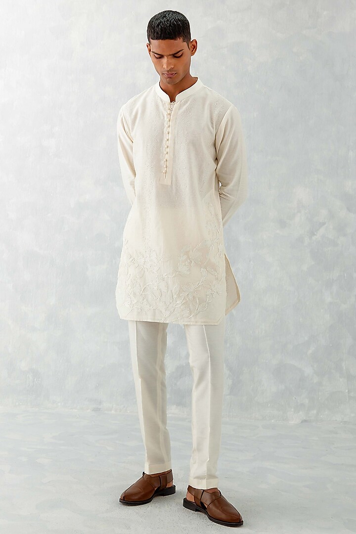 Ivory Silk Chanderi Embroidered Kurta Set by Devnaagri Men