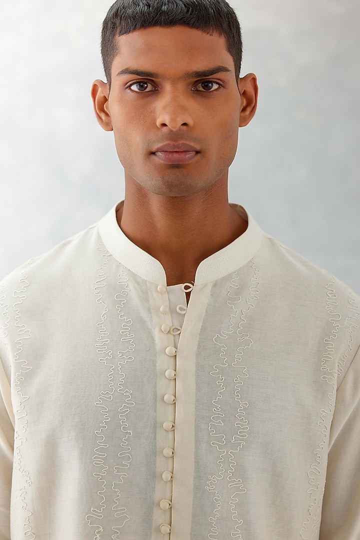 Ivory Silk Chanderi & Cotton Silk Blend Embroidered Kurta Set by Devnaagri Men at Pernia's Pop Up Shop