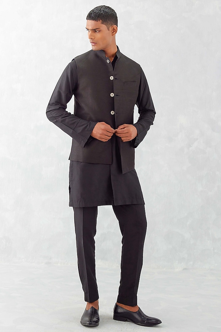 Black Linen Satin Bundi Jacket Set by Devnaagri Men at Pernia's Pop Up Shop