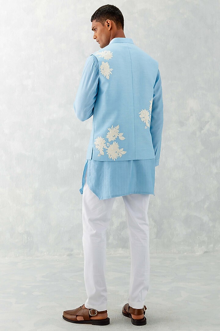 Sky BLue Linen Satin Thread Embroidered Bundi Jacket Set by Devnaagri Men at Pernia's Pop Up Shop