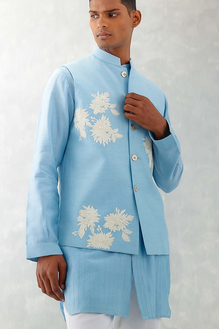 Sky BLue Linen Satin Thread Embroidered Bundi Jacket Set by Devnaagri Men at Pernia's Pop Up Shop