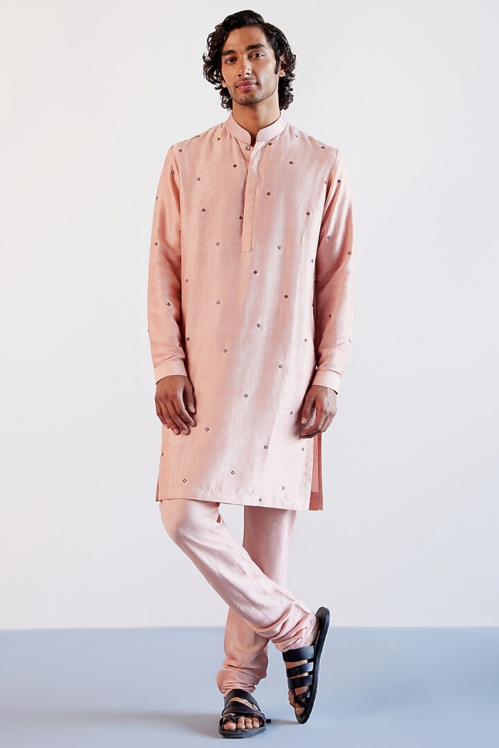 Maroon Linen Satin Embroidered Bundi Jacket Set by Devnaagri Men at Pernia's Pop Up Shop