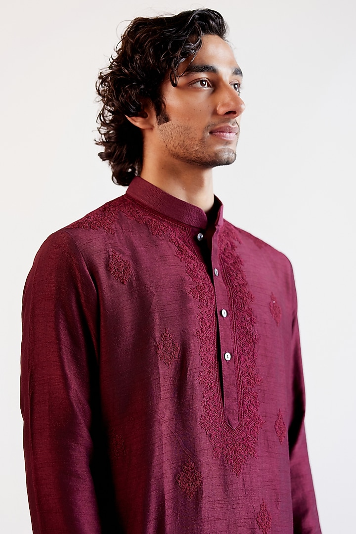 Maroon Tussar Silk Thread Embroidered Kurta Set by Devnaagri Men at Pernia's Pop Up Shop