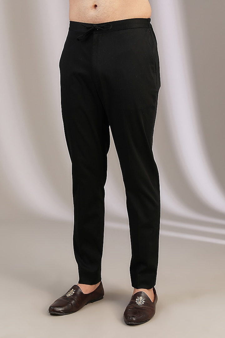 Black Silk Chanderi & Cotton Silk Blend Embroidered Kurta Set by Devnaagri Men at Pernia's Pop Up Shop