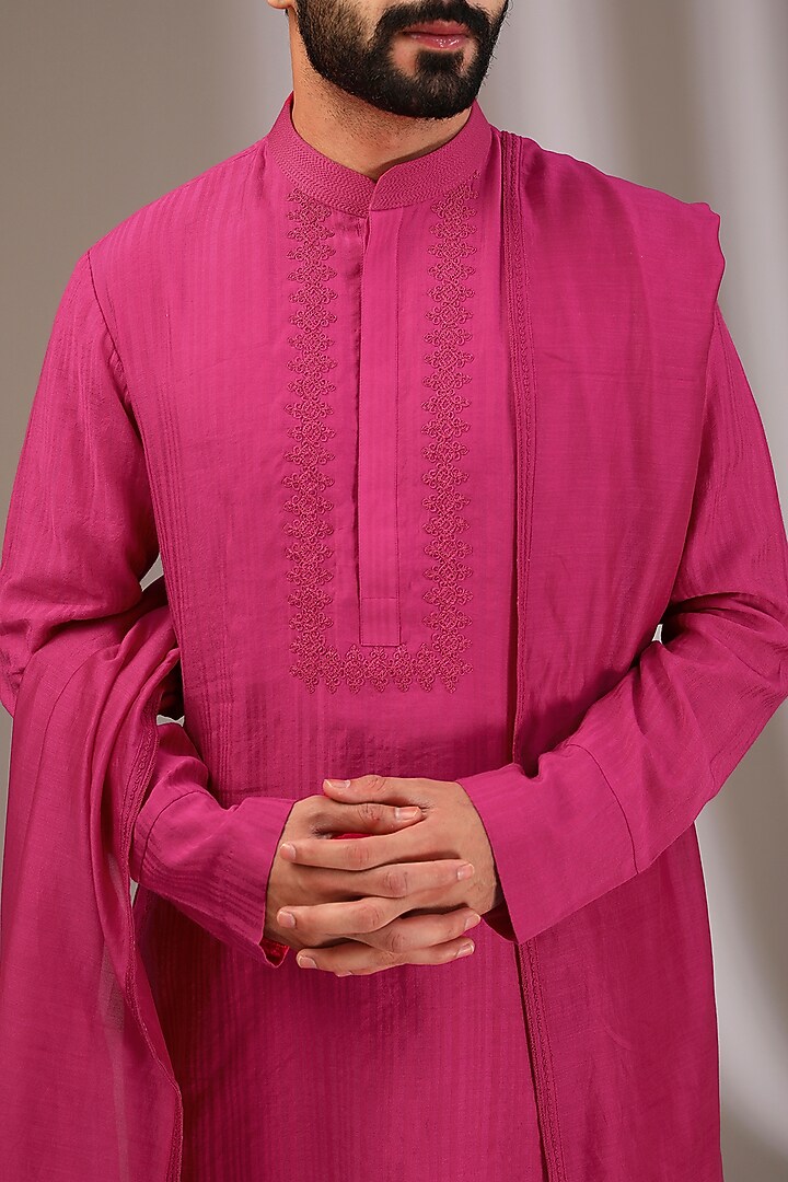 Fuchsia Chanderi Silk Embroidered Stole by Devnaagri Men at Pernia's Pop Up Shop