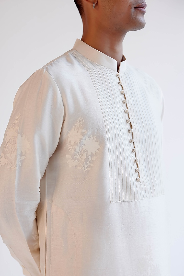 Ivory Summer Tussar Block Printed & Embroidered Kurta Set by Devnaagri Men at Pernia's Pop Up Shop