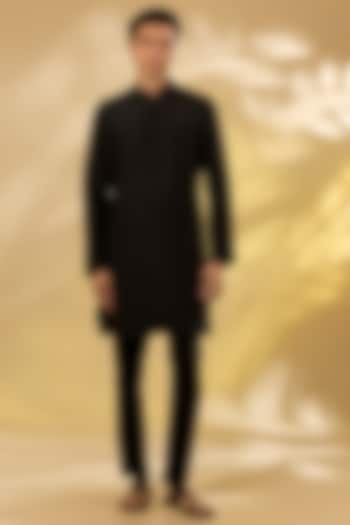 Black Summer Tussar Aari Embroidered Kurta Set by Devnaagri Men at Pernia's Pop Up Shop