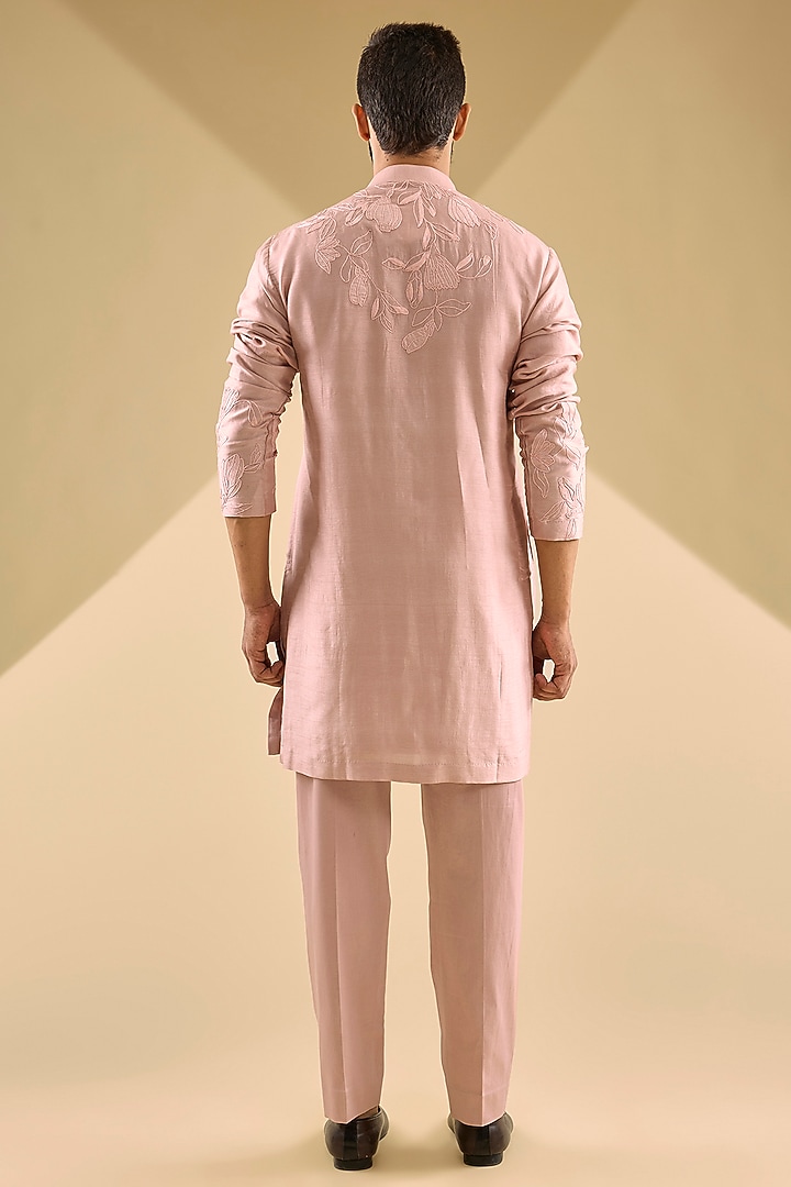 Rose-Colored Raw Silk Kurta Set by Devnaagri Men at Pernia's Pop Up Shop