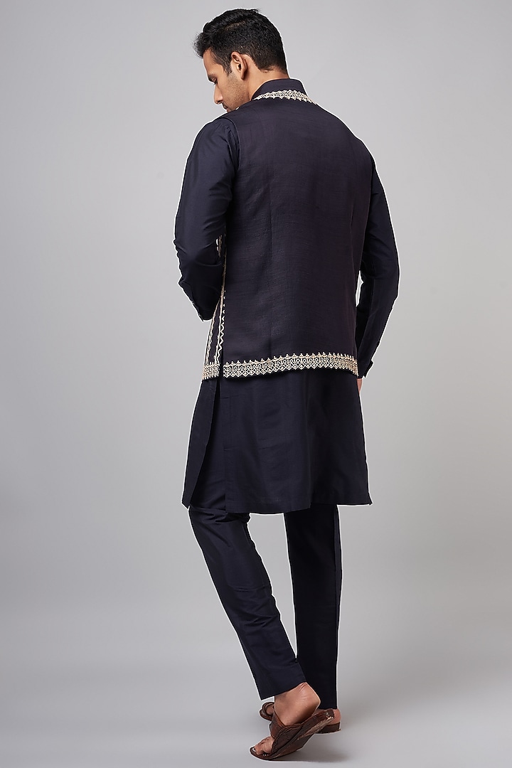 Navy Blue Linen Satin Embroidered Bundi Set by Devnaagri Men at Pernia's Pop Up Shop