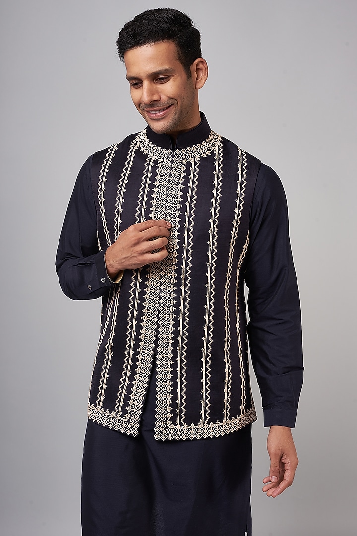Navy Blue Linen Satin Embroidered Bundi Set by Devnaagri Men at Pernia's Pop Up Shop