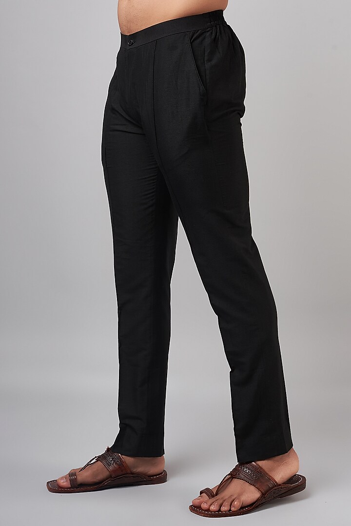 Black Silk Chanderi Embroidered Kurta Set by Devnaagri Men at Pernia's Pop Up Shop