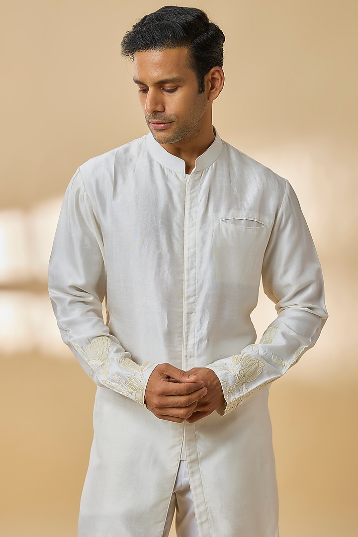 Ivory Chanderi Silk Kurta Set by Devnaagri Men at Pernia's Pop Up Shop
