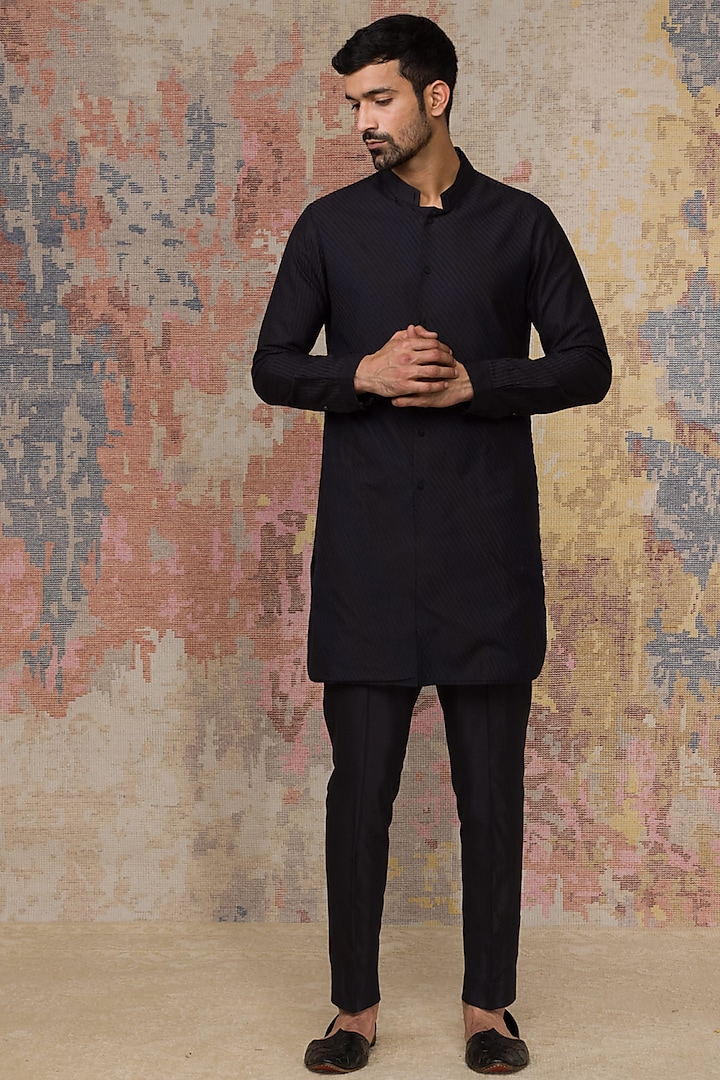 Black Cotton Silk Kurta Set by Devnaagri Men