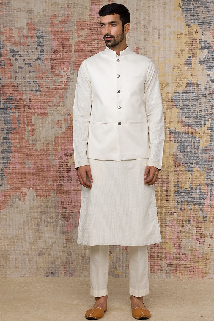 Ivory Thread Embroidered Jacket Set by Devnaagri Men