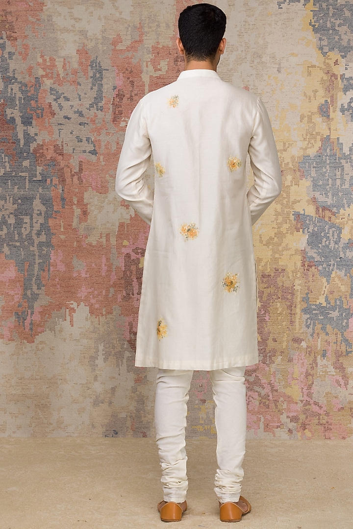 Ivory Hand Painted Kurta Set by Devnaagri Men at Pernia's Pop Up Shop