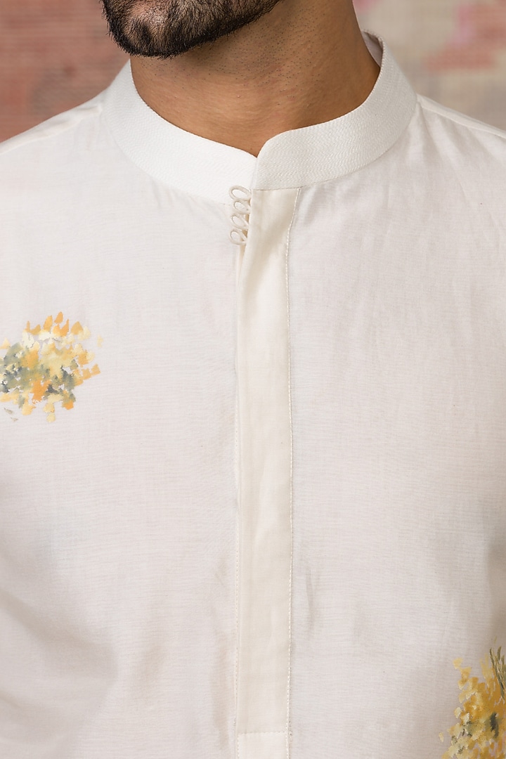 Ivory Hand Painted Kurta Set by Devnaagri Men at Pernia's Pop Up Shop