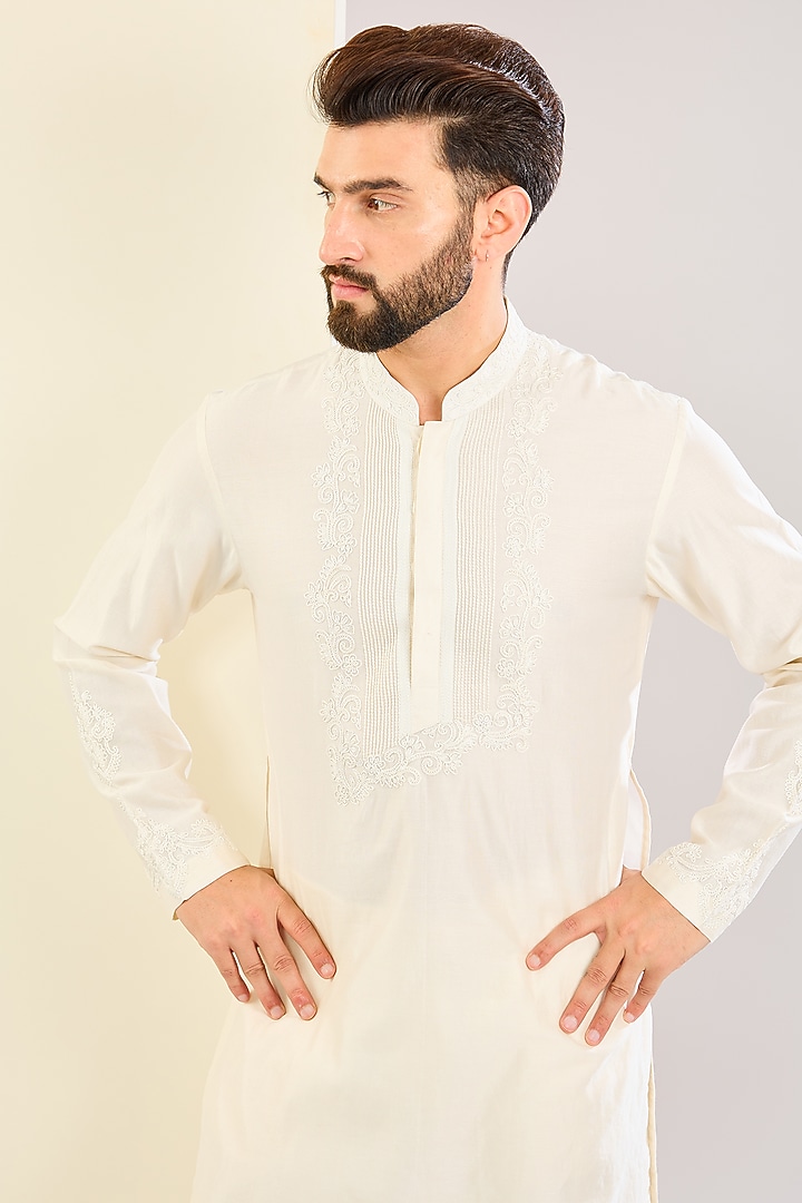 Ivory Silk Chanderi Dori Embroidered Kurta Set by Devnaagri Men at Pernia's Pop Up Shop