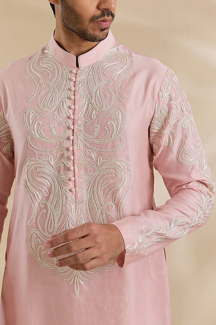 Blush Pink Silk Chanderi Kurta Set by Devnaagri Men at Pernia's Pop Up Shop