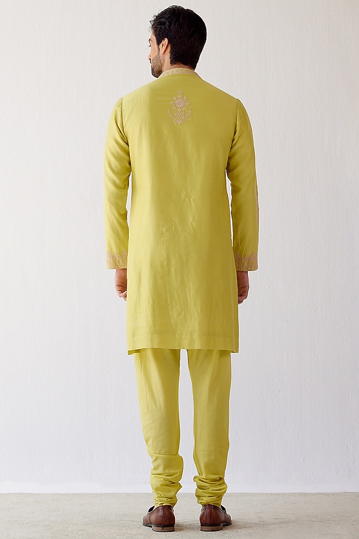 Lime Green Chanderi Dori Embroidered Kurta Set by Devnaagri Men at Pernia's Pop Up Shop