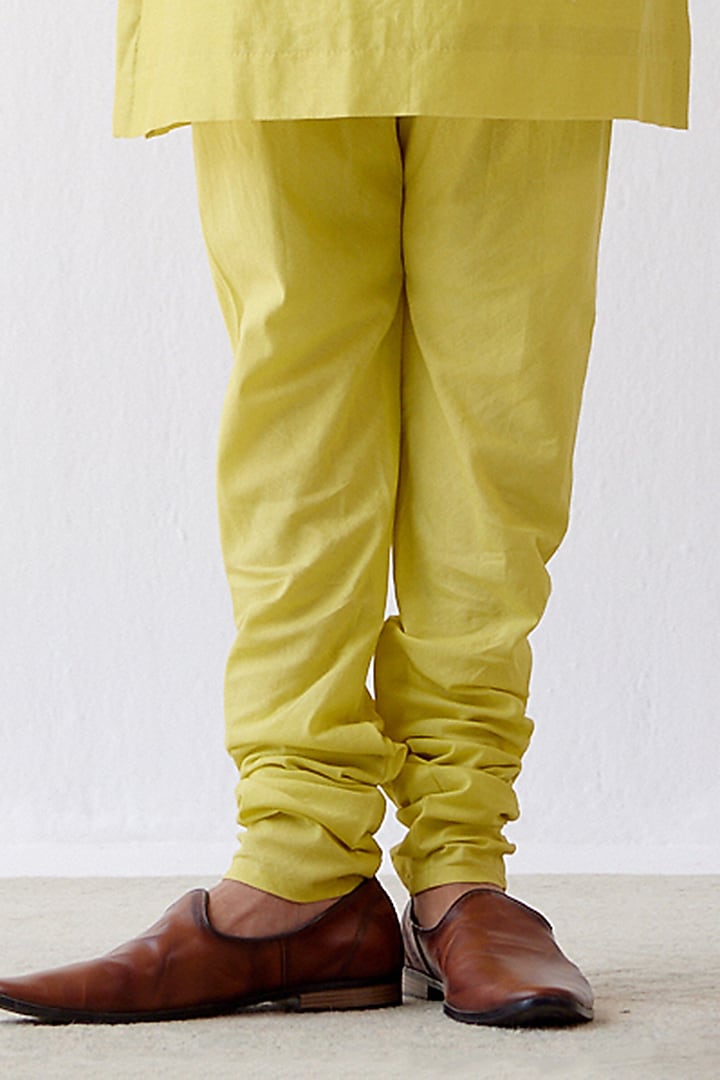 Lime Green Chanderi Dori Embroidered Kurta Set by Devnaagri Men at Pernia's Pop Up Shop