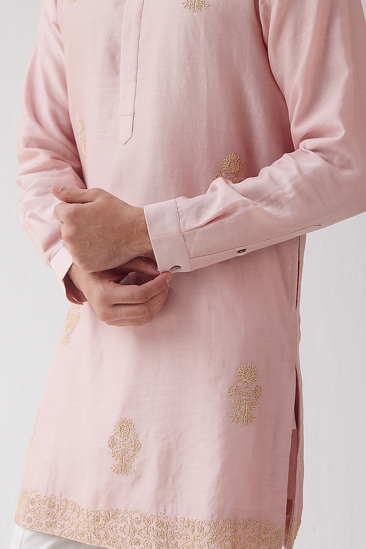 Blush Pink Embroidered Kurta Set by Devnaagri Men at Pernia's Pop Up Shop