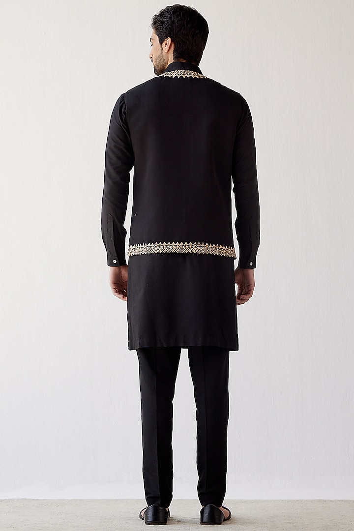 Black Linen Satin Dori Embroidered Bundi Jacket Set by Devnaagri Men at Pernia's Pop Up Shop