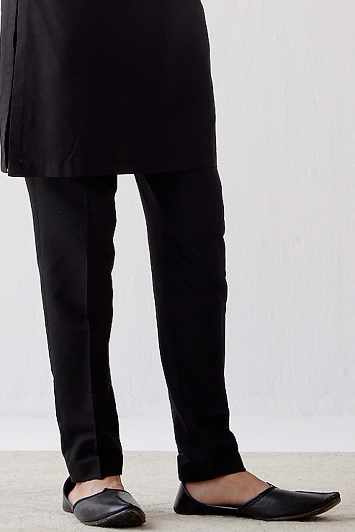 Black Linen Satin Dori Embroidered Bundi Jacket Set by Devnaagri Men at Pernia's Pop Up Shop