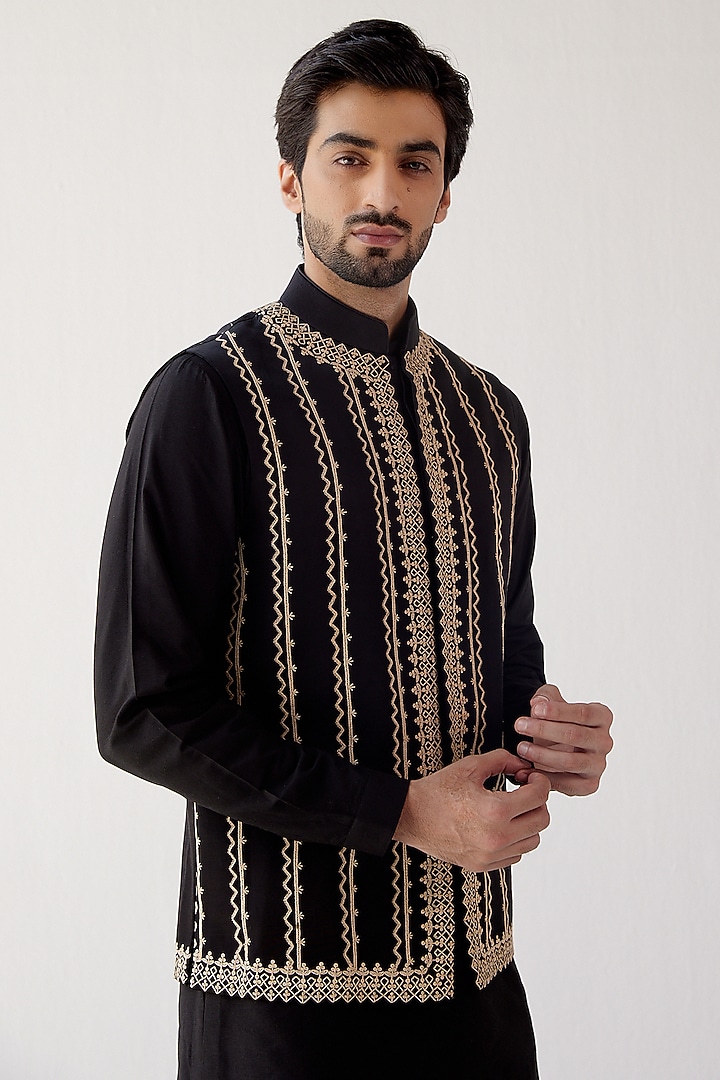 Black Linen Satin Dori Embroidered Bundi Jacket Set by Devnaagri Men at Pernia's Pop Up Shop