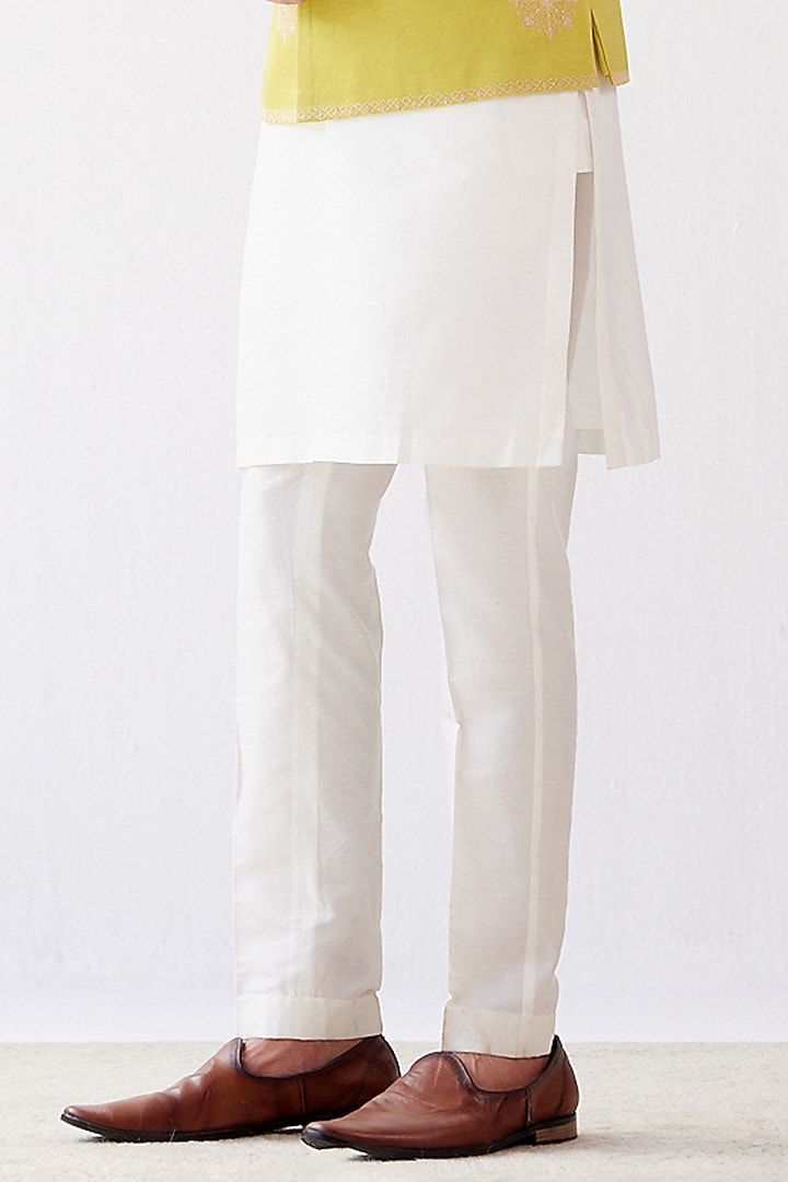 Lime Green Linen Satin Bundi Jacket Set by Devnaagri Men at Pernia's Pop Up Shop