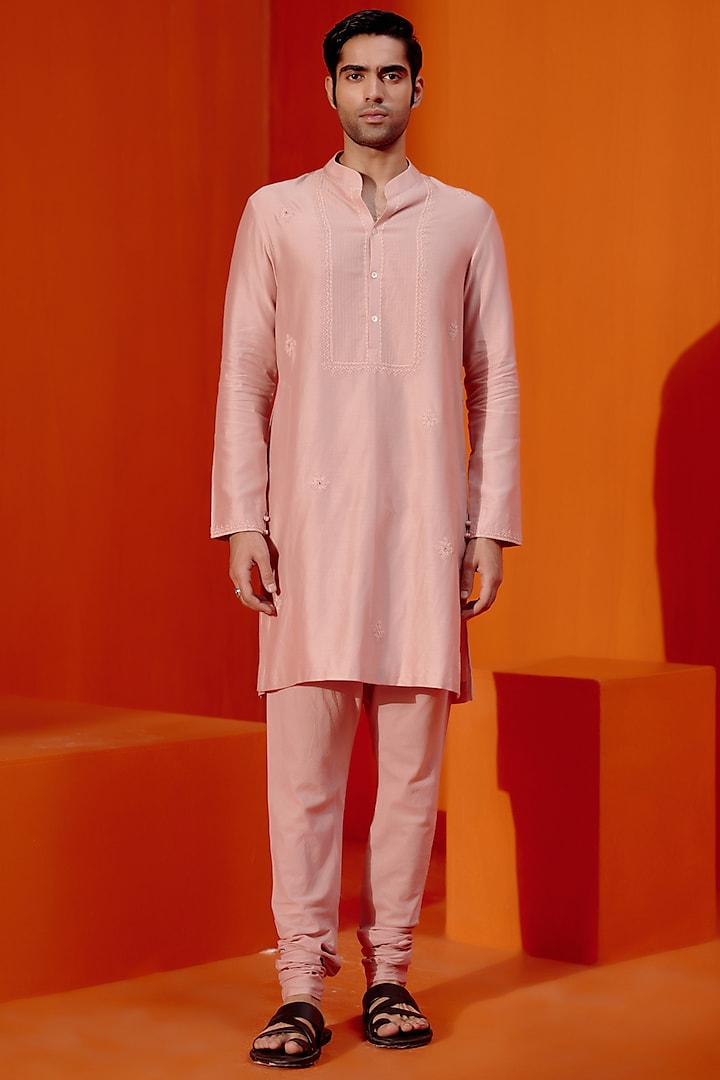 Blush Pink Silk Chanderi Dori Embroidered Kurta Set by Devnaagri Men at Pernia's Pop Up Shop