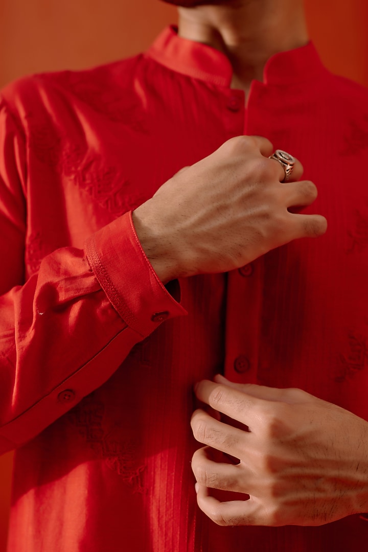 Red Silk Chanderi Dori Embroidered Kurta Set by Devnaagri Men at Pernia's Pop Up Shop