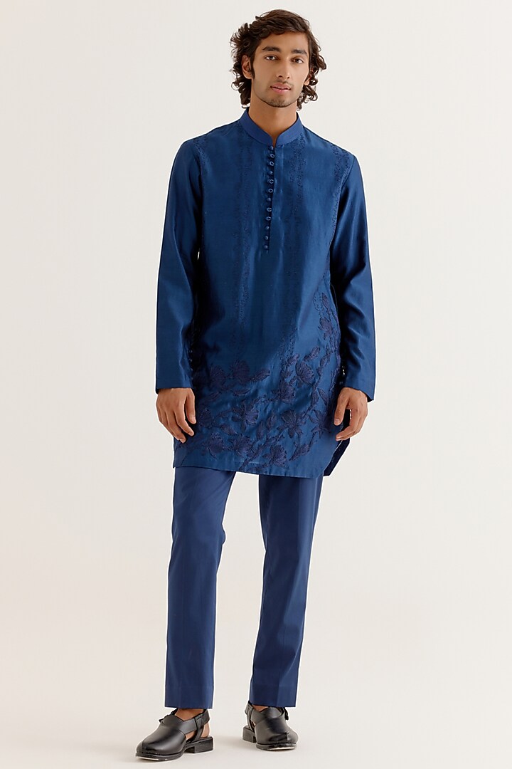 Royal Blue Silk Chanderi Floral Thread Embroidered Kurta Set by Devnaagri Men at Pernia's Pop Up Shop