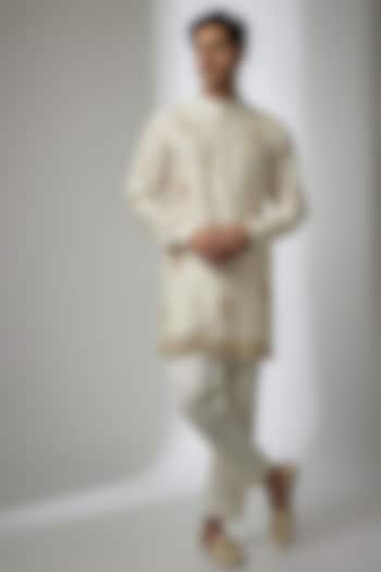 Ivory Raw Silk Kurta Set by Devnaagri Men at Pernia's Pop Up Shop