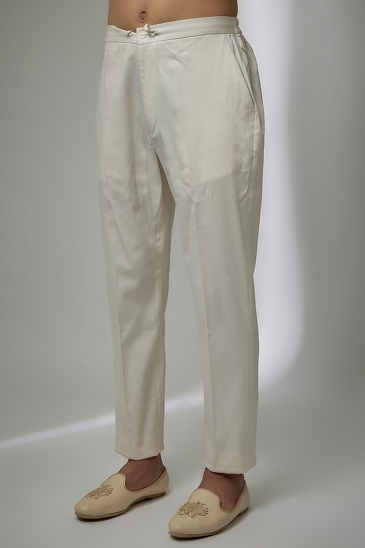 Ivory Raw Silk Kurta Set by Devnaagri Men at Pernia's Pop Up Shop