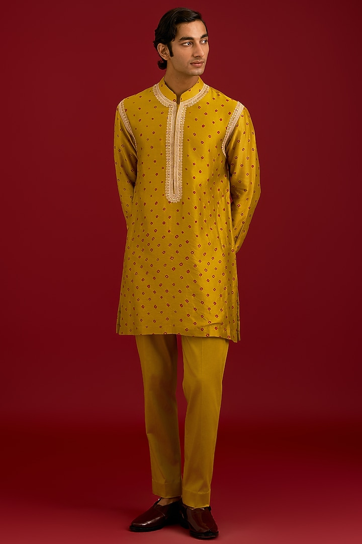 Mustard Chanderi Bandhej Embroidered Kurta Set by Devnaagri Men at Pernia's Pop Up Shop