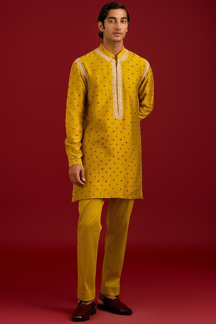 Mustard Chanderi Bandhej Embroidered Kurta Set by Devnaagri Men at Pernia's Pop Up Shop