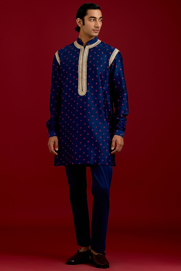 Navy Chanderi Bandhej Embroidered Kurta Set by Devnaagri Men at Pernia's Pop Up Shop