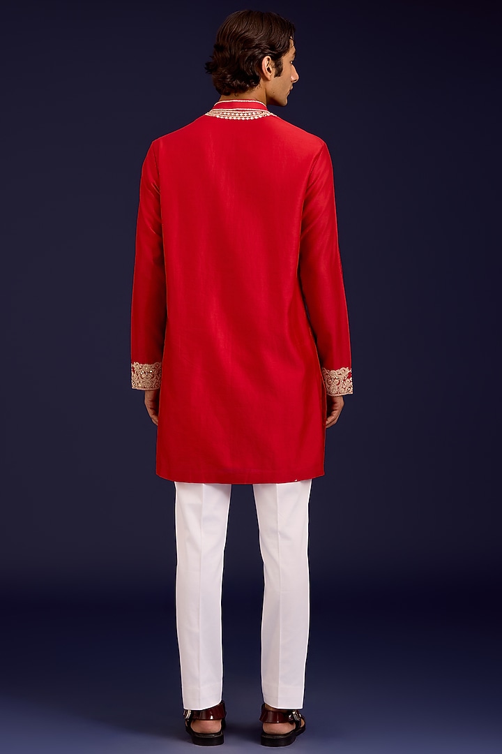 Red Chanderi Dori Embroidered Kurta Set by Devnaagri Men at Pernia's Pop Up Shop