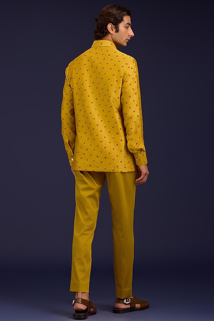 Mustard Linen Satin Dori Embroidered Bundi Set by Devnaagri Men at Pernia's Pop Up Shop