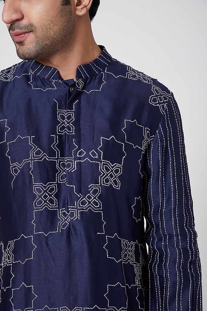 Navy Blue Embroidered Kurta by Dev R Nil Men at Pernia's Pop Up Shop